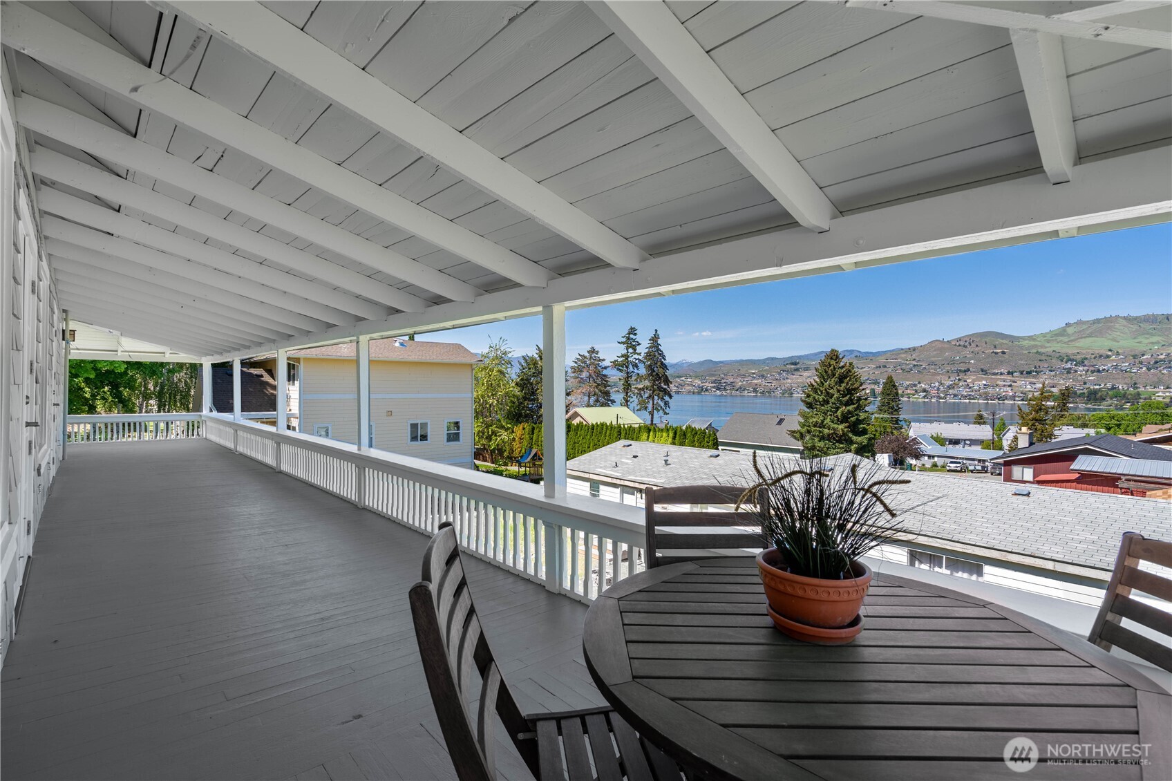 Generous living and dining areas