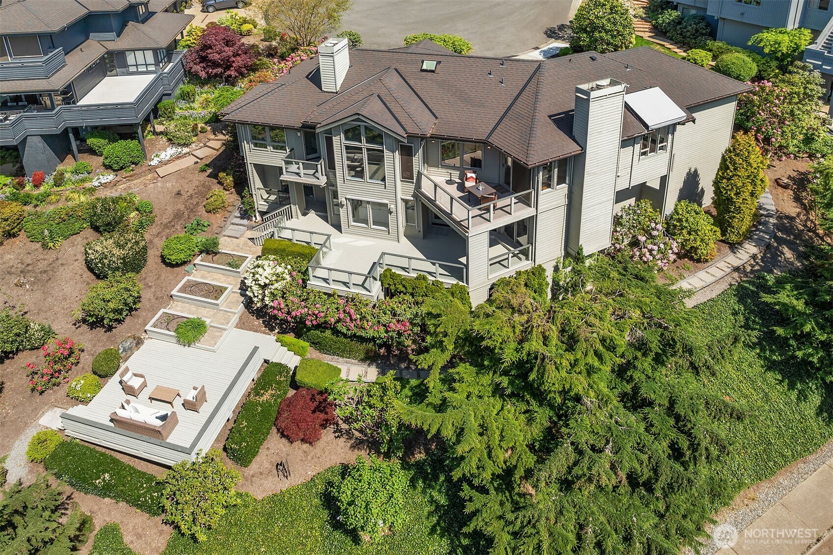 Large sunny lot with excellent privacy.