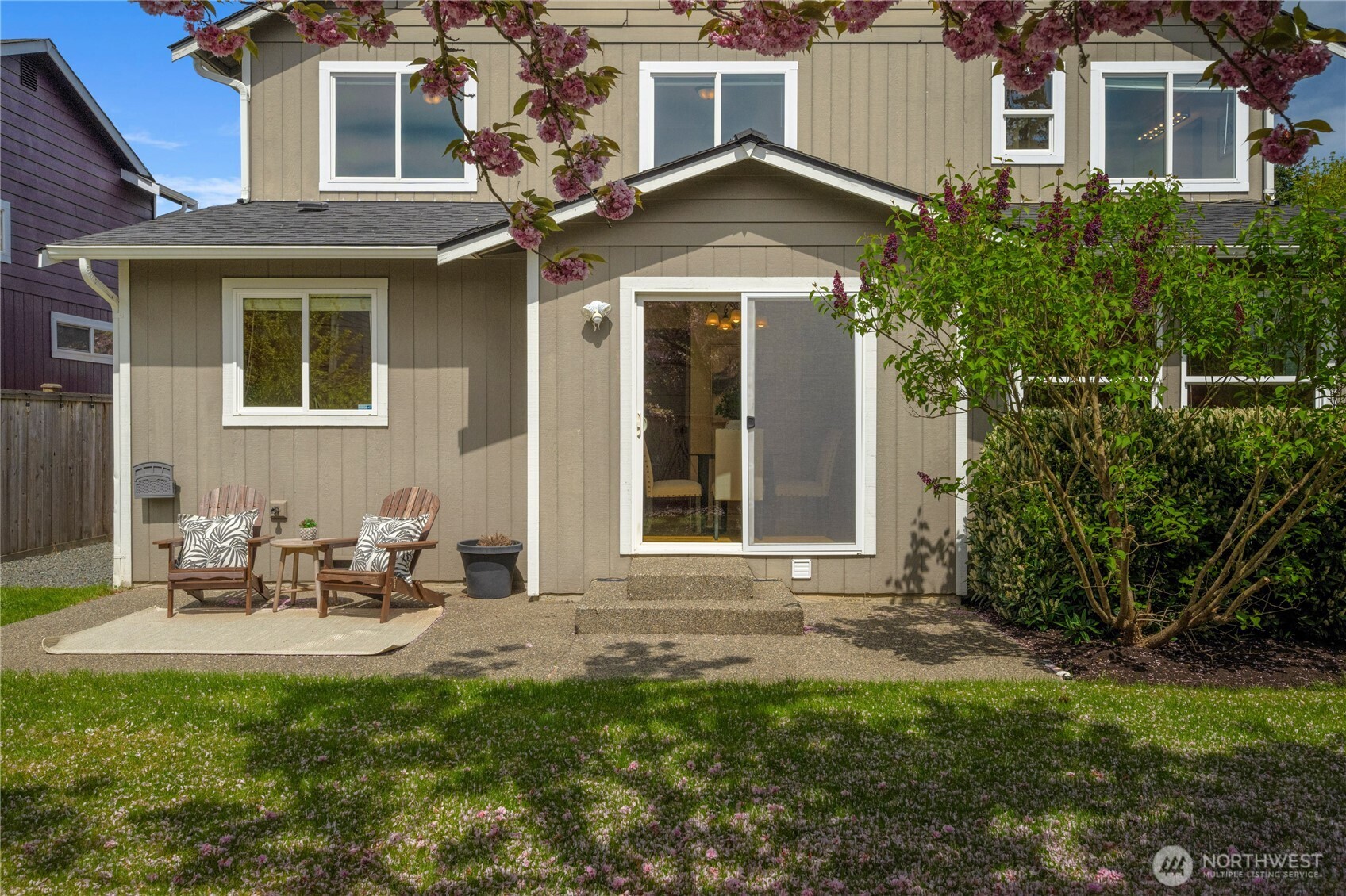 fully-fenced back yard
