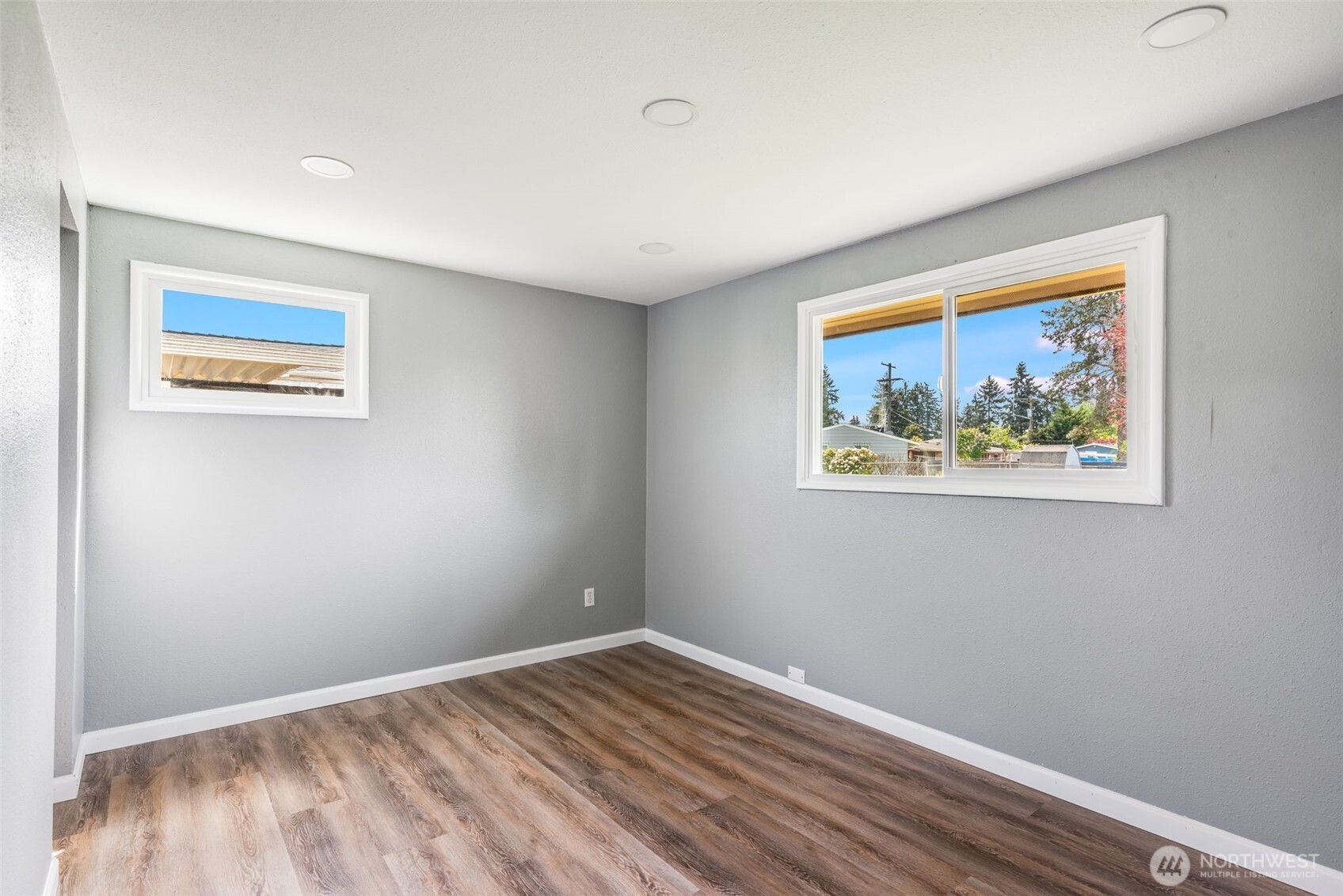 Primary suite.