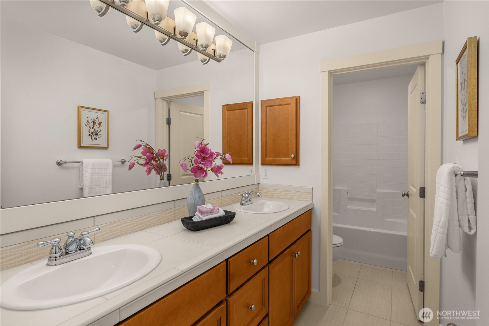 /NWM2520261/NWM2520261-28.jpg