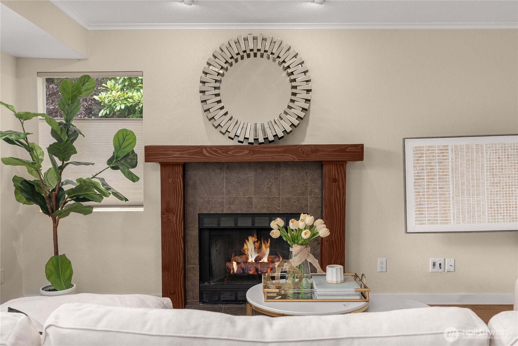 Open-concept living & dining area ideal for everyday living and entertaining!