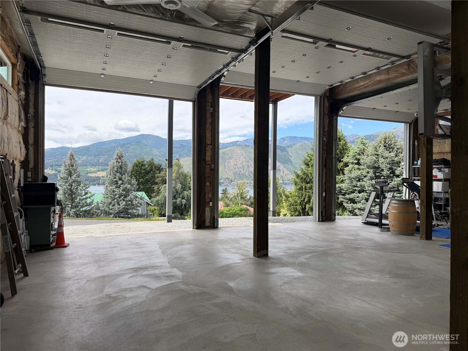 Large studio with 14' ceilings.