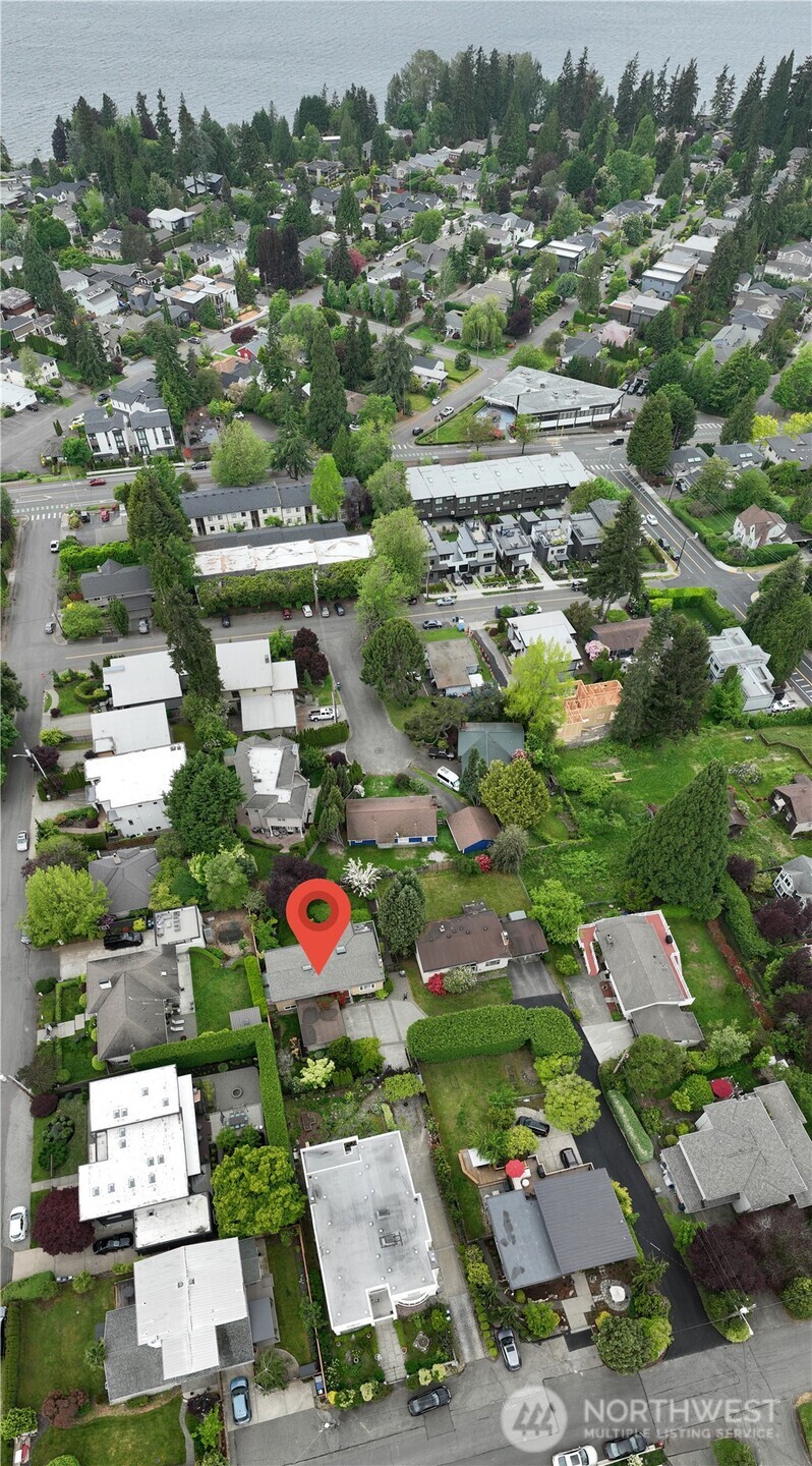 Close to delicious restaurants, fun shops, professional services and multiple transportation options. Only blocks to the water, great parks, top schools and so much more.