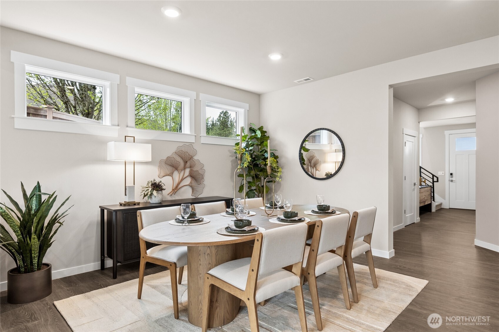 Formal dining space in the Savannah plan - great for entertaining!