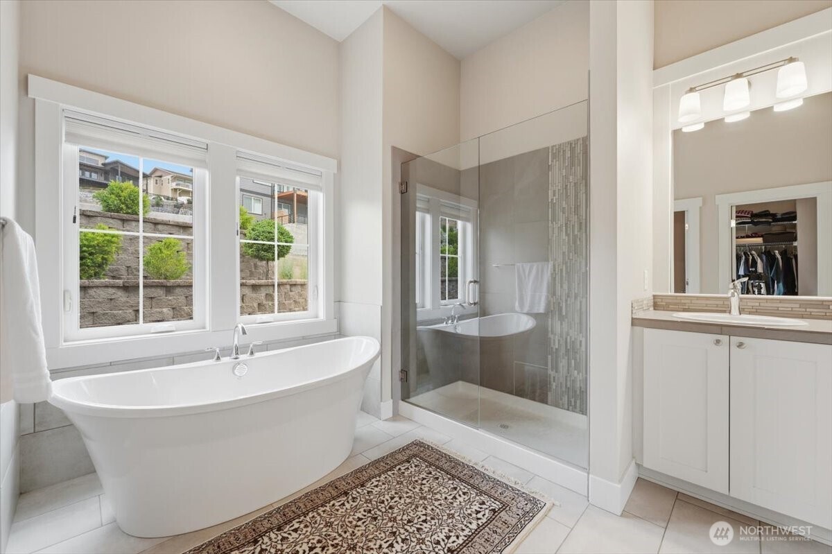 Large Soaking Tub