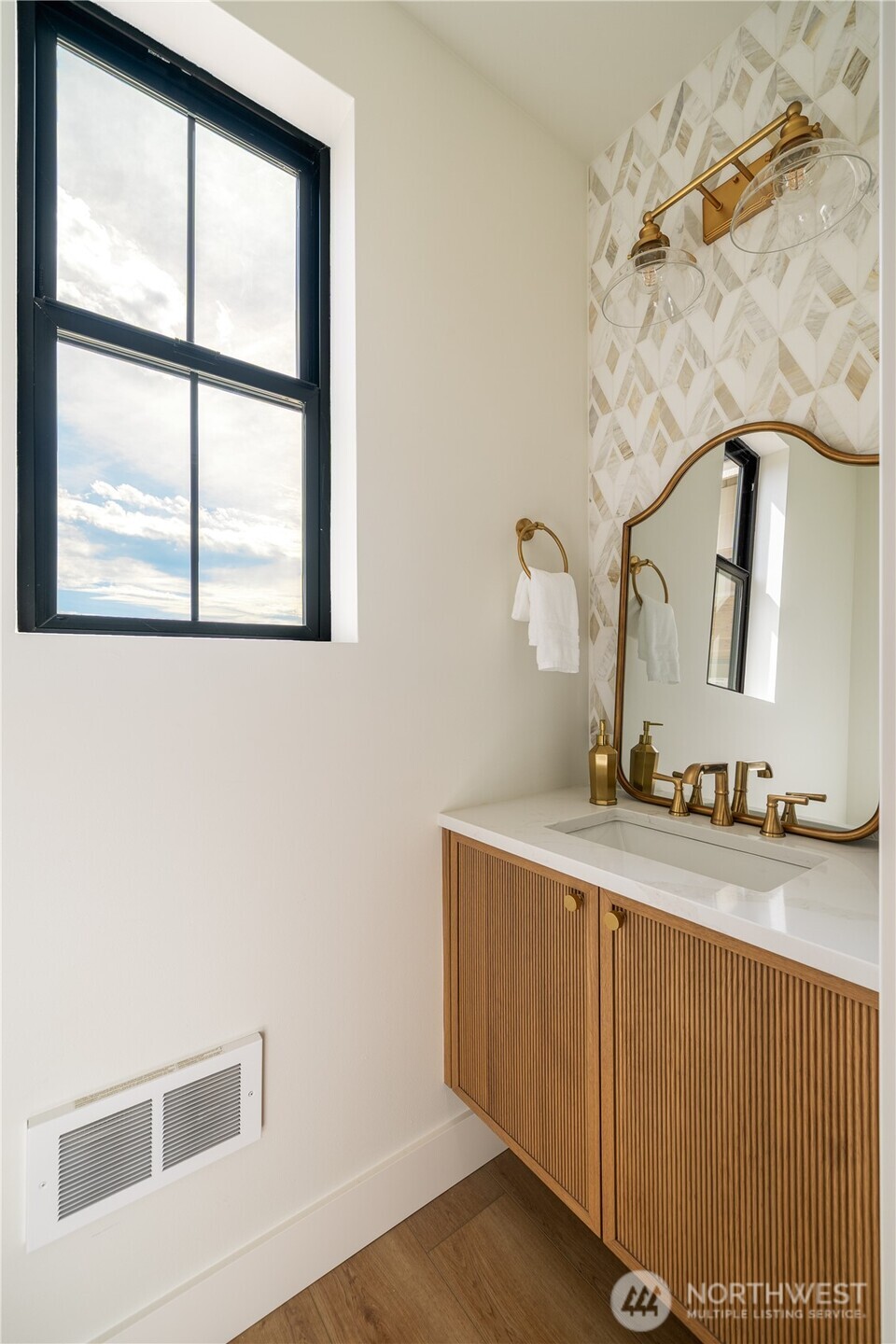 Laundry room/Office with a view