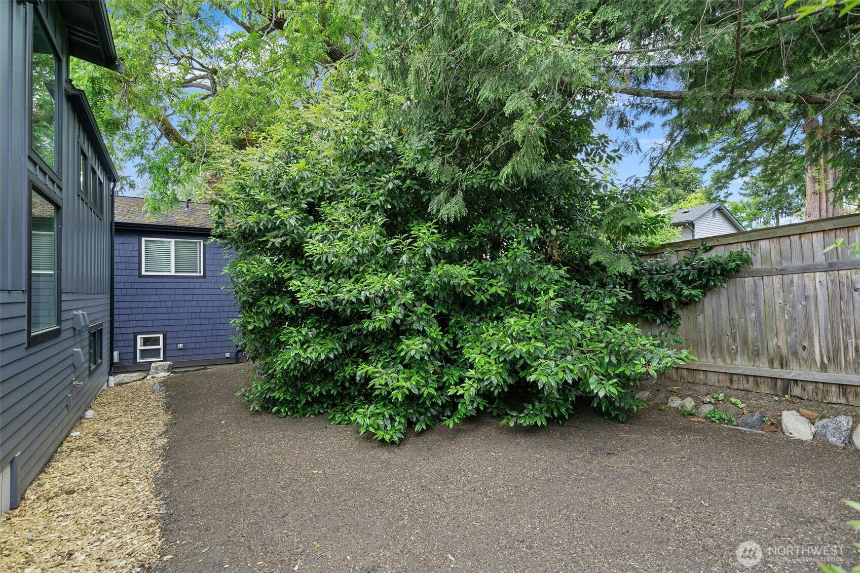 Space in back to garden if you would like.
