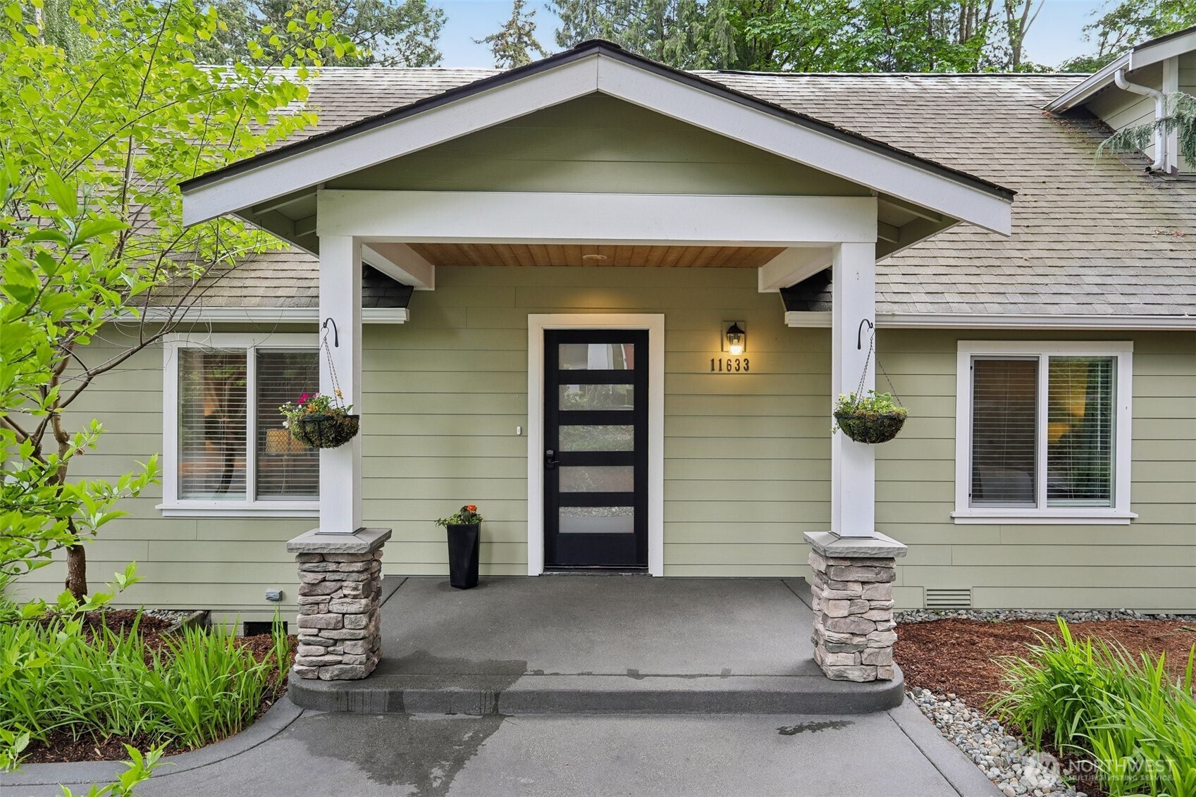 Cottage entrance