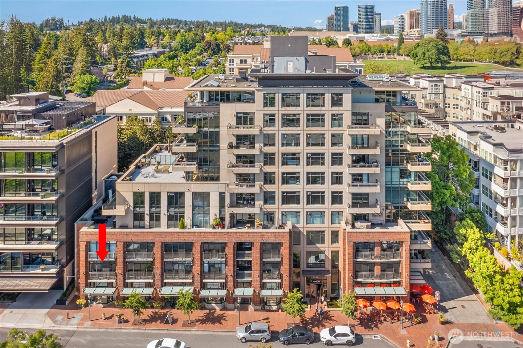 Modern comfort meets unmatched walkability at One Main Street.