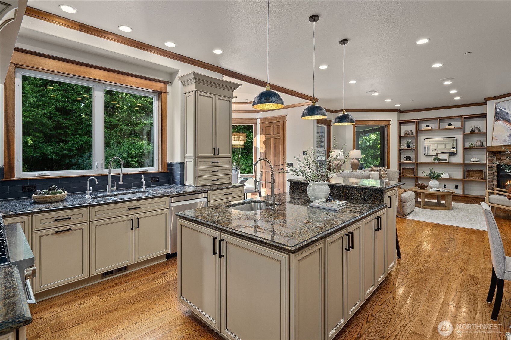 /NWM2528713/NWM2528713-10.jpg