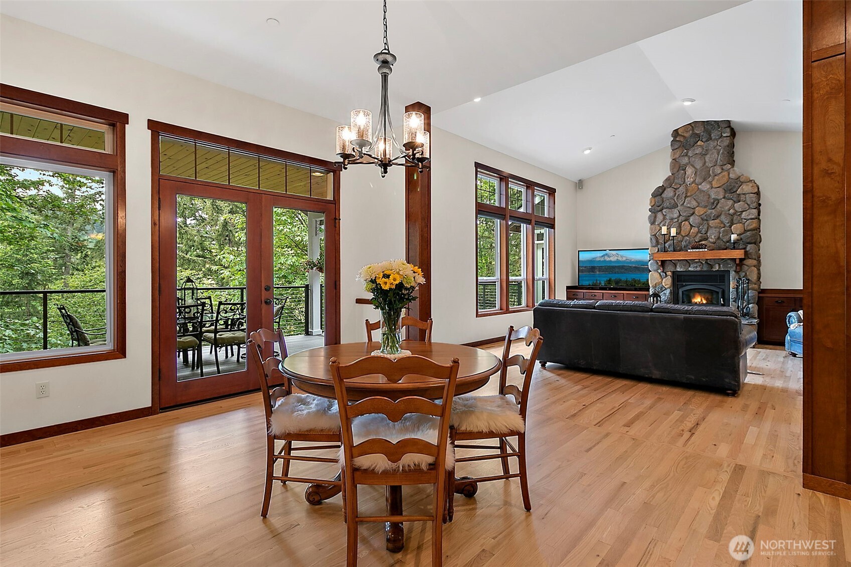 Informal dining