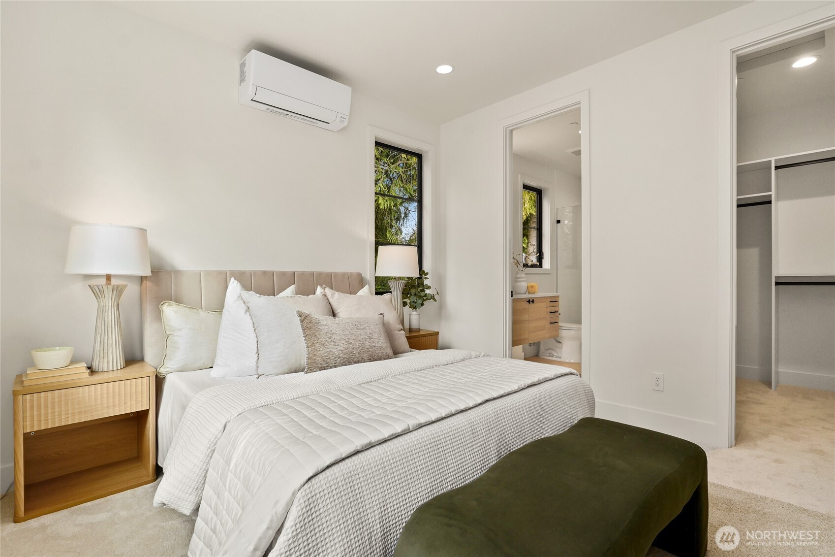 Primary Upper Level Suite with Walk-In Closet, Heating/Cooling and En-Suite Bath