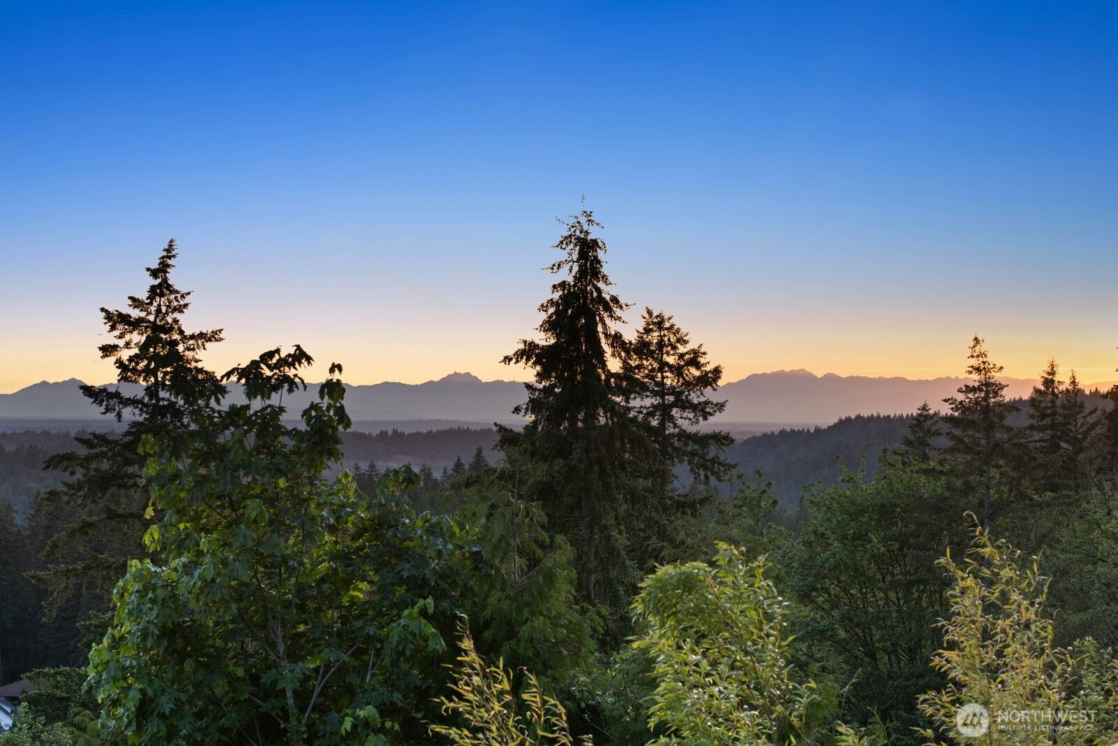 Sunset & Sunrise Views off of your Deck