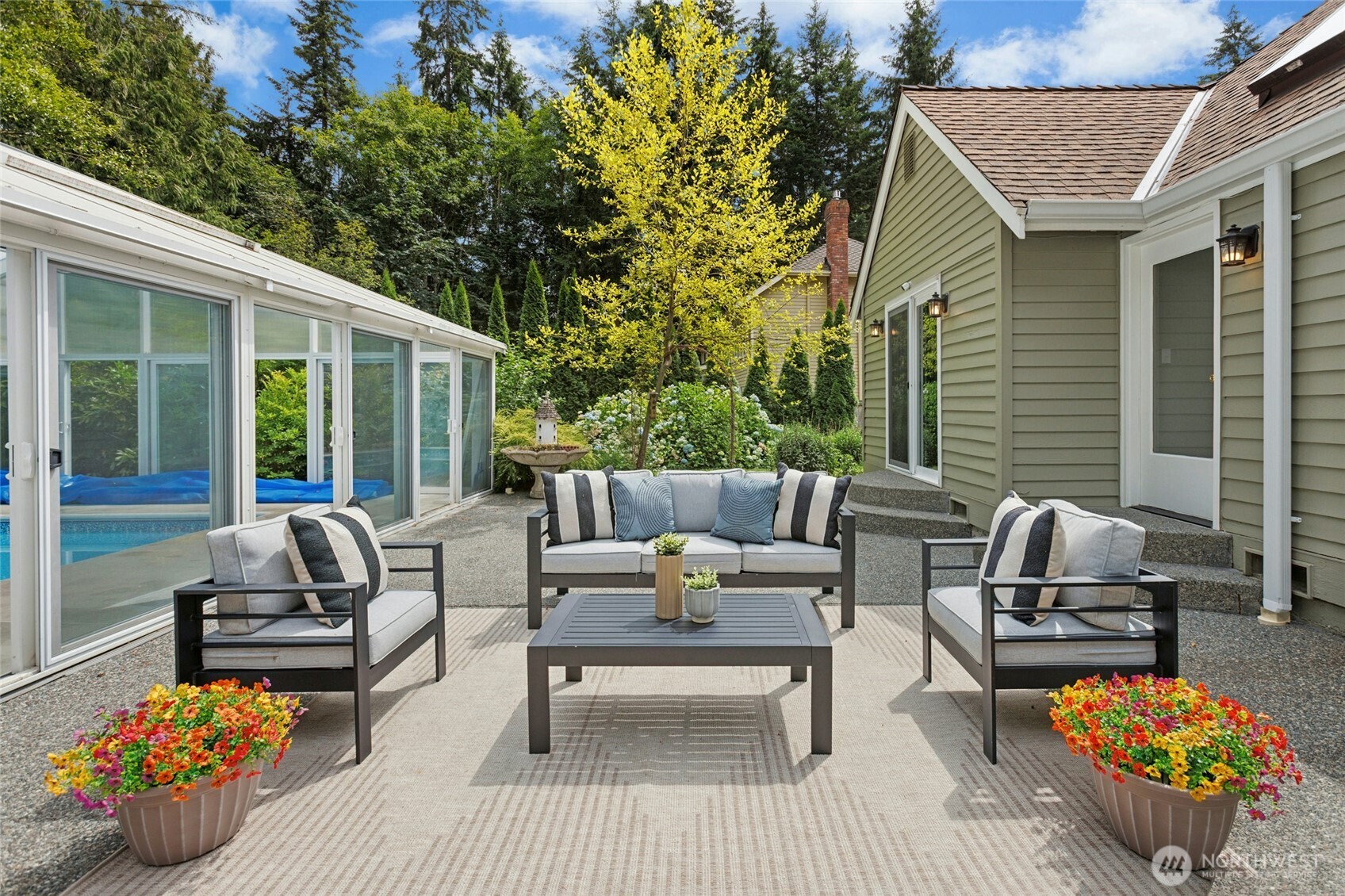 Perfect space for hosting!