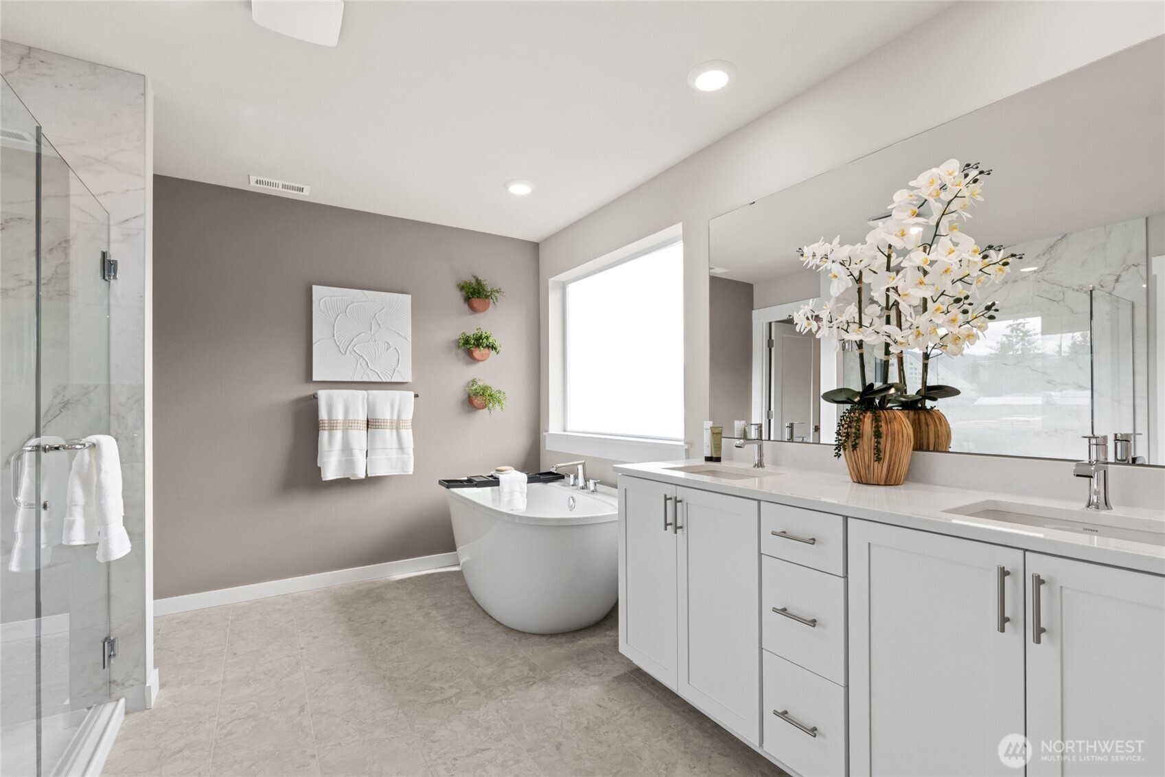 Photos are representational