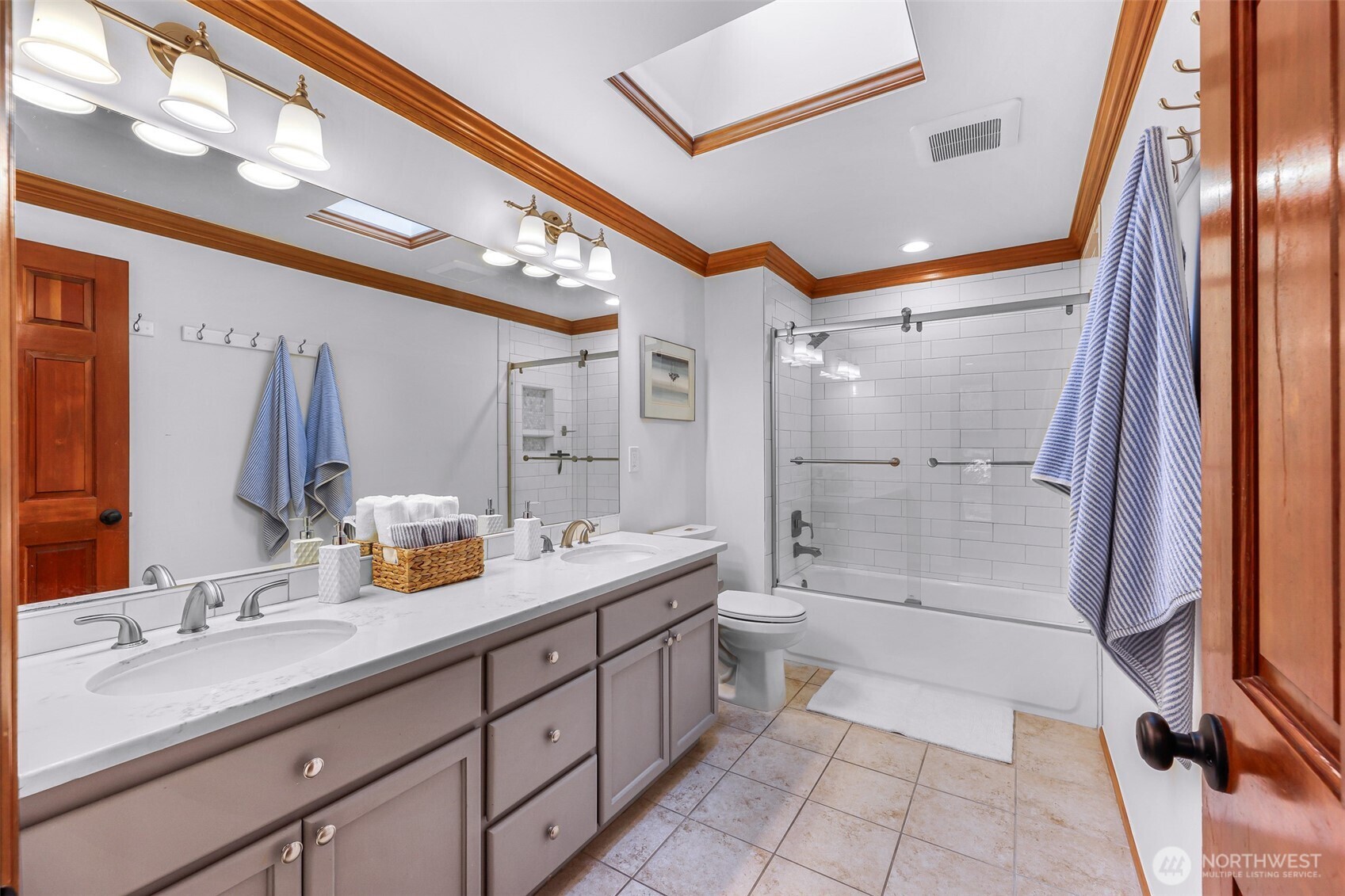 Upstairs bath.