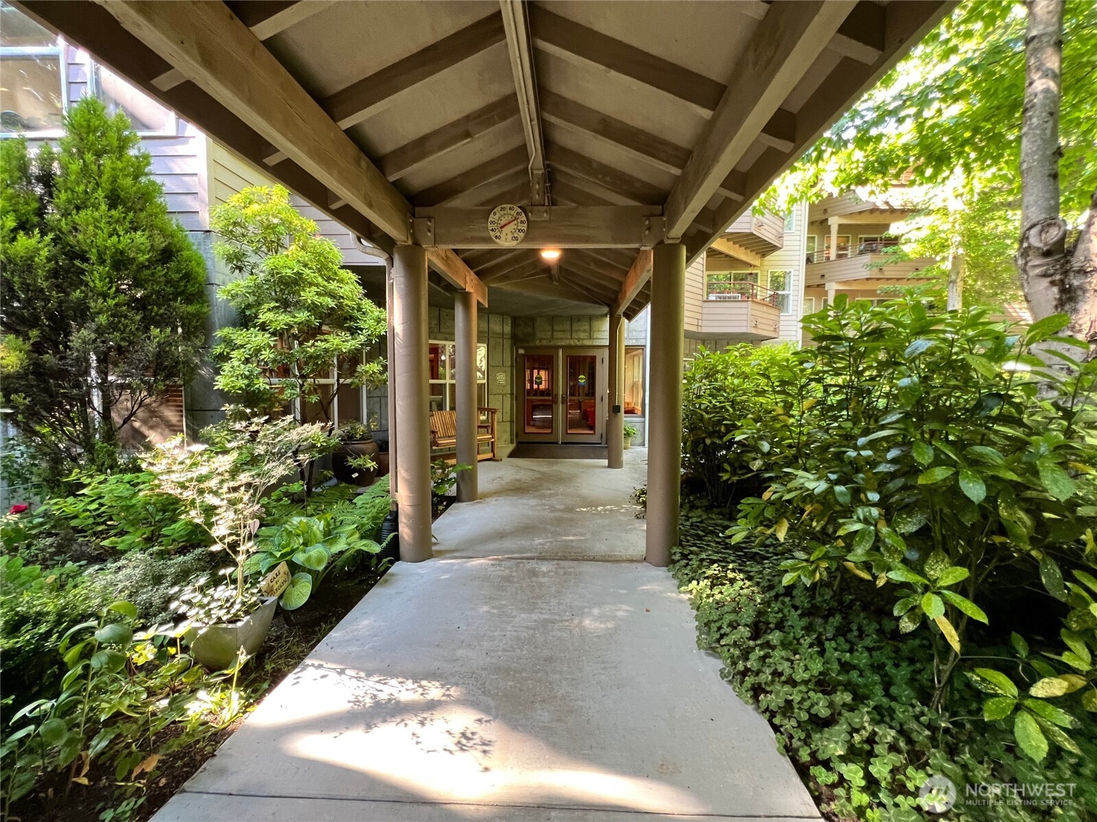 Center to West Building