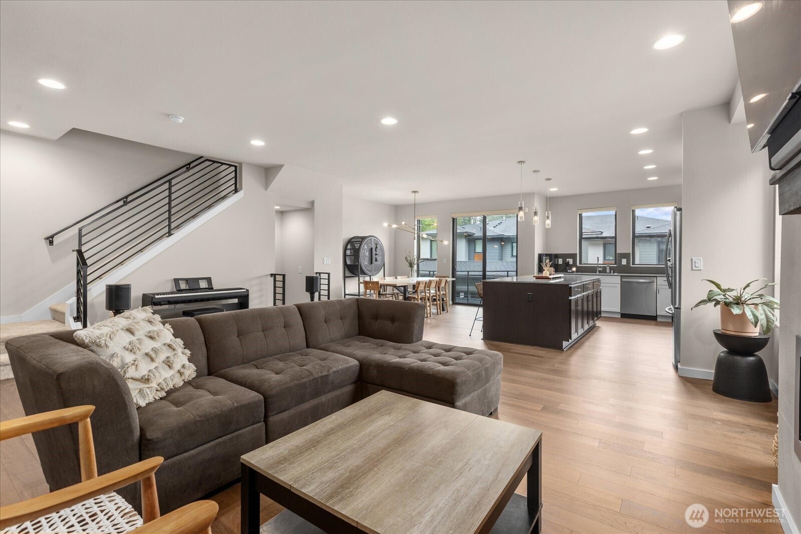 Spacious Living Room