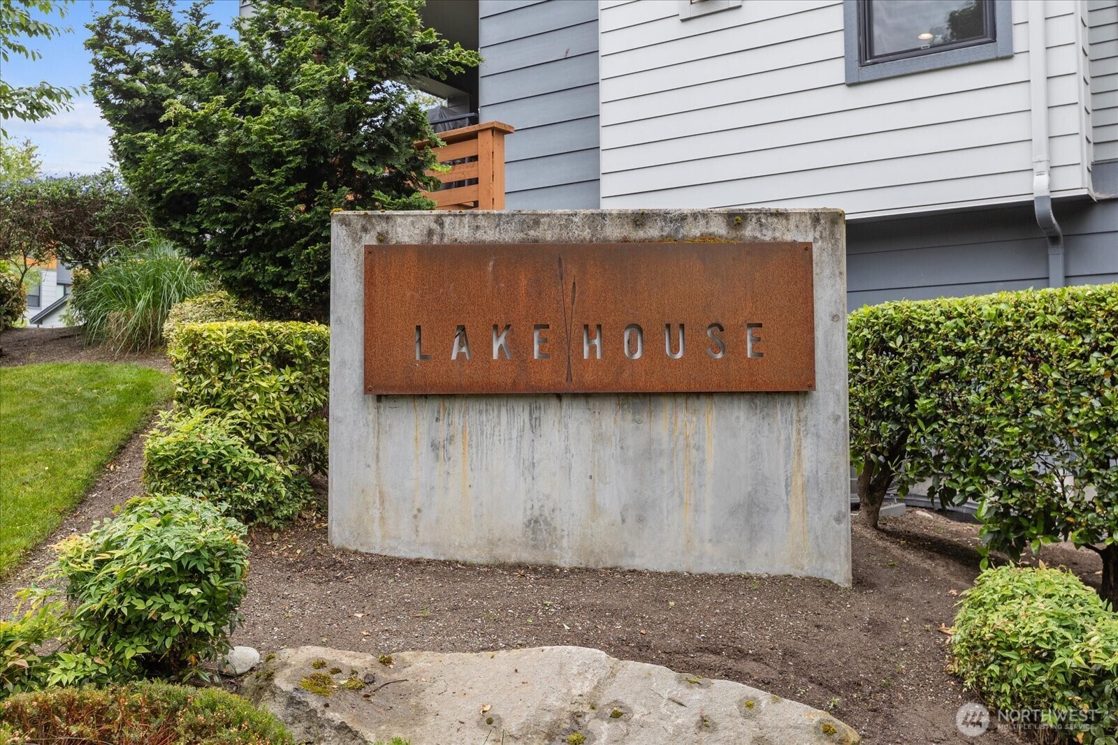 Lakehouse Community