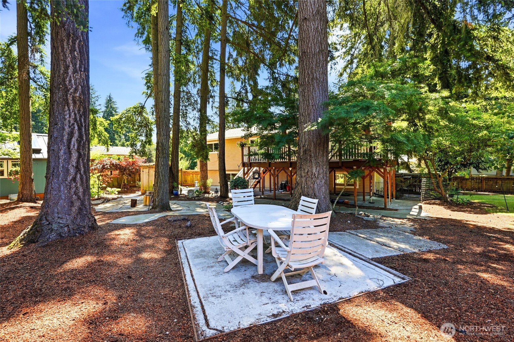 Additional patio space for entertaining