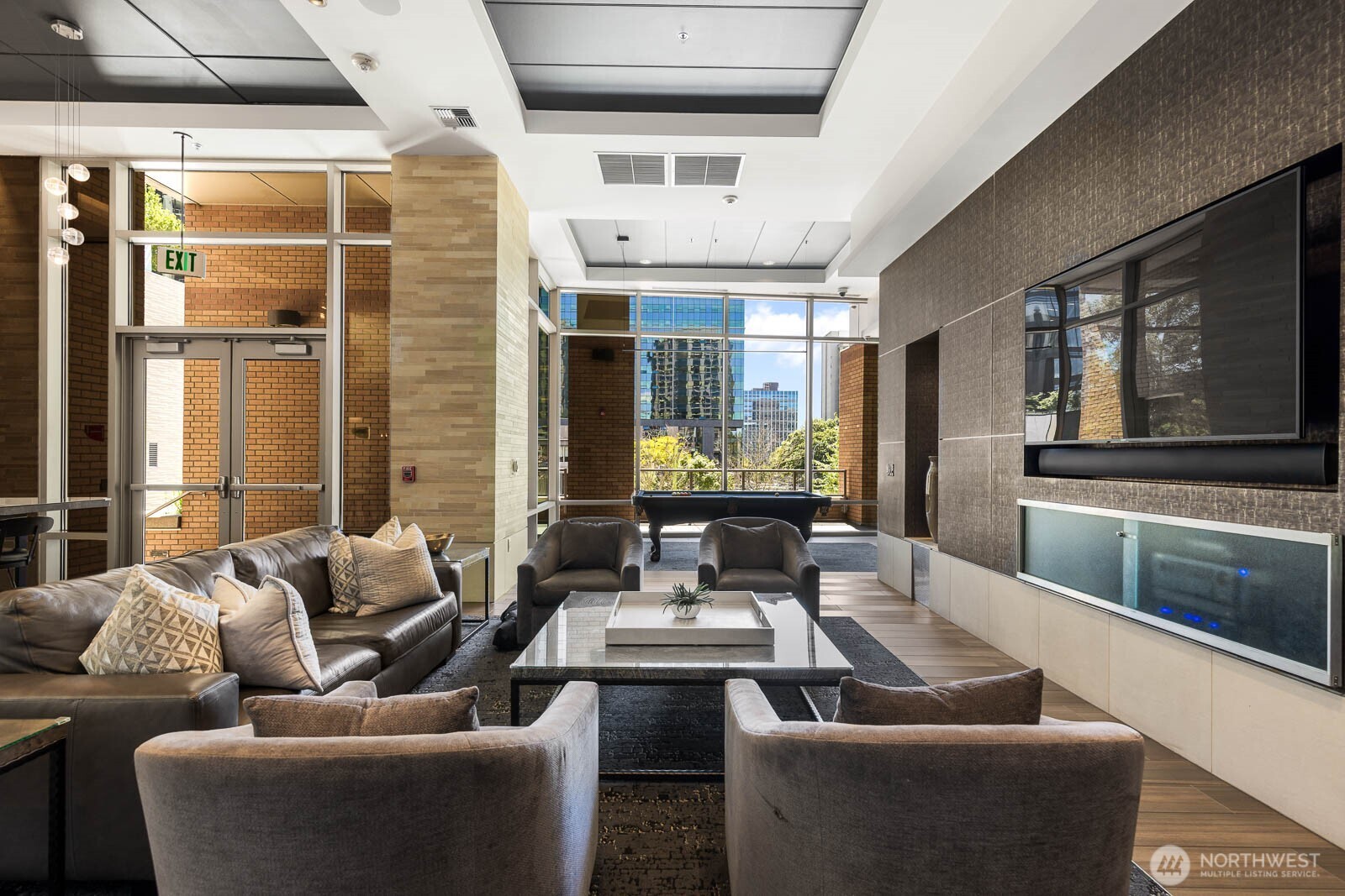 Owners Lounge