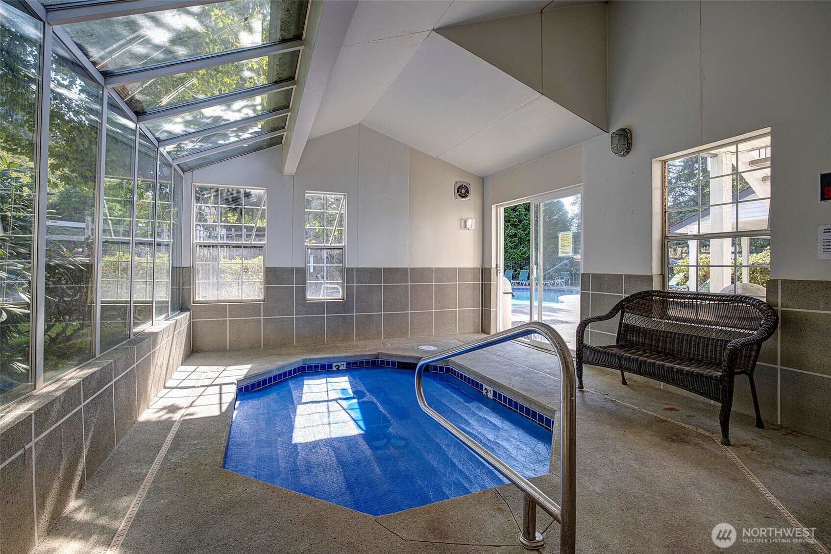 Hot tub