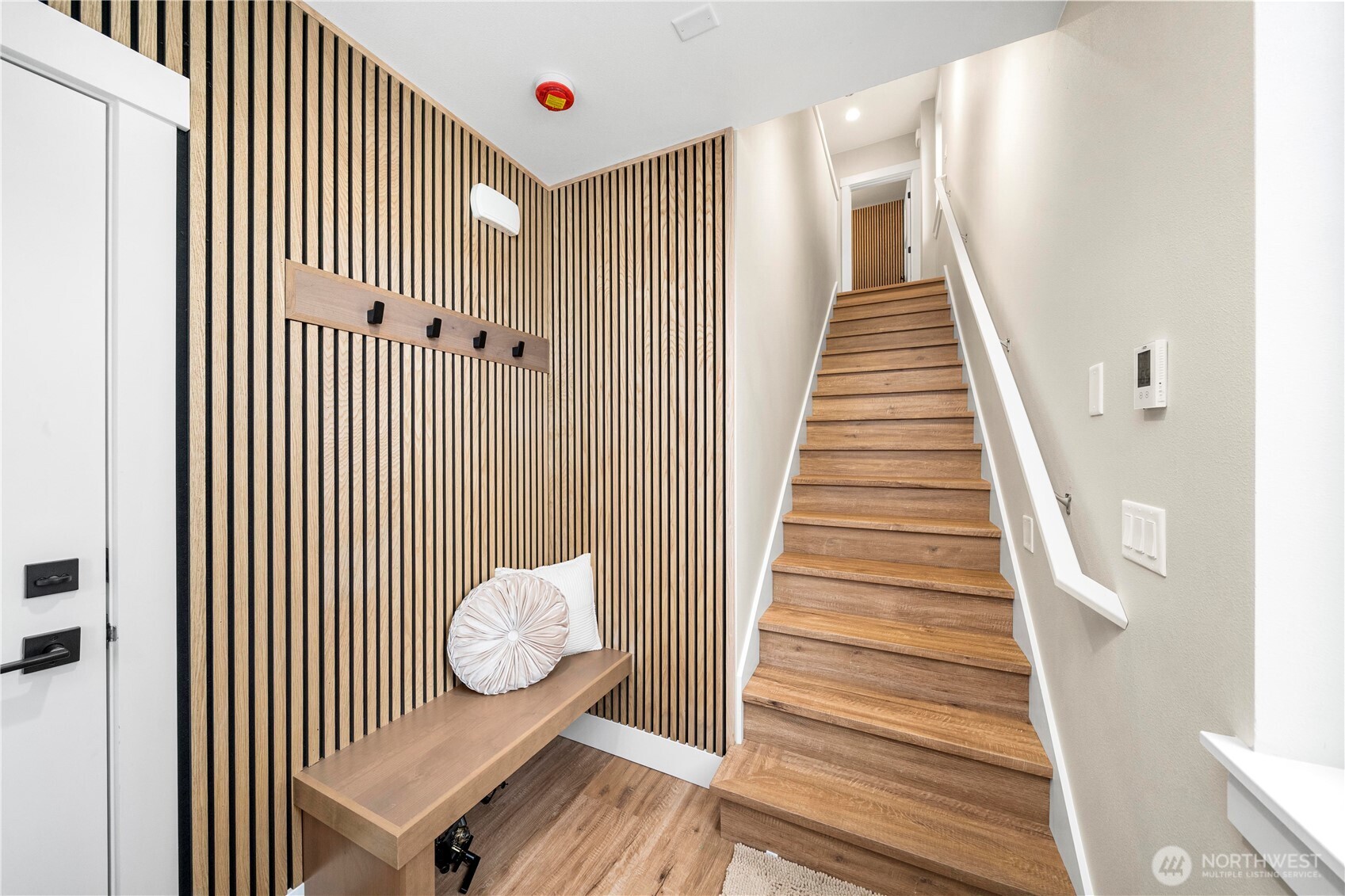 Entry with built in bench & coat hooks