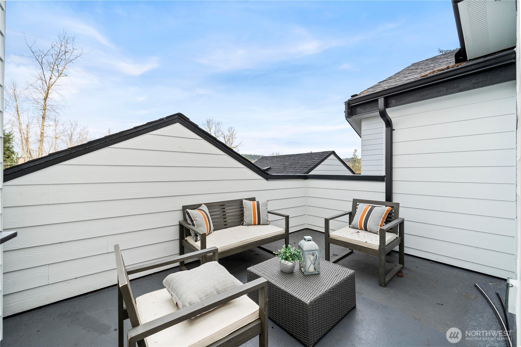 1210 square foot finished tandem garage