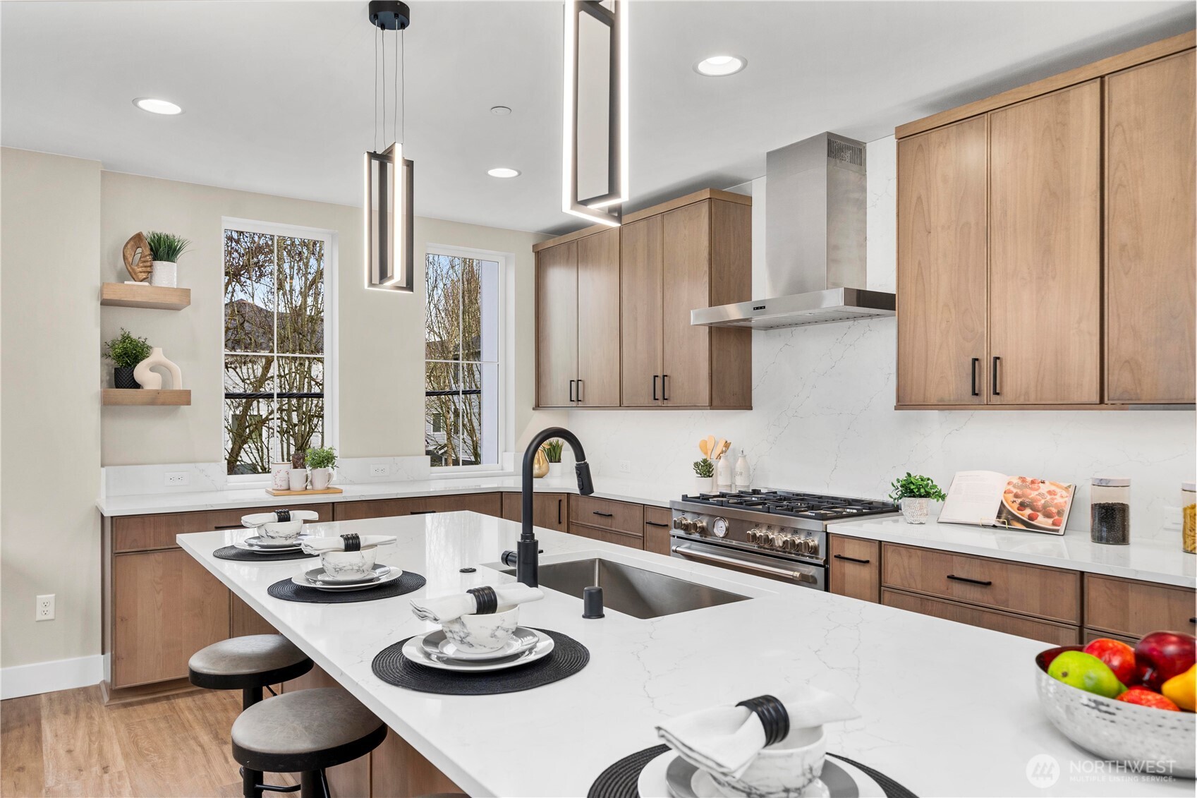 Kitchen witih large windows for natural light and