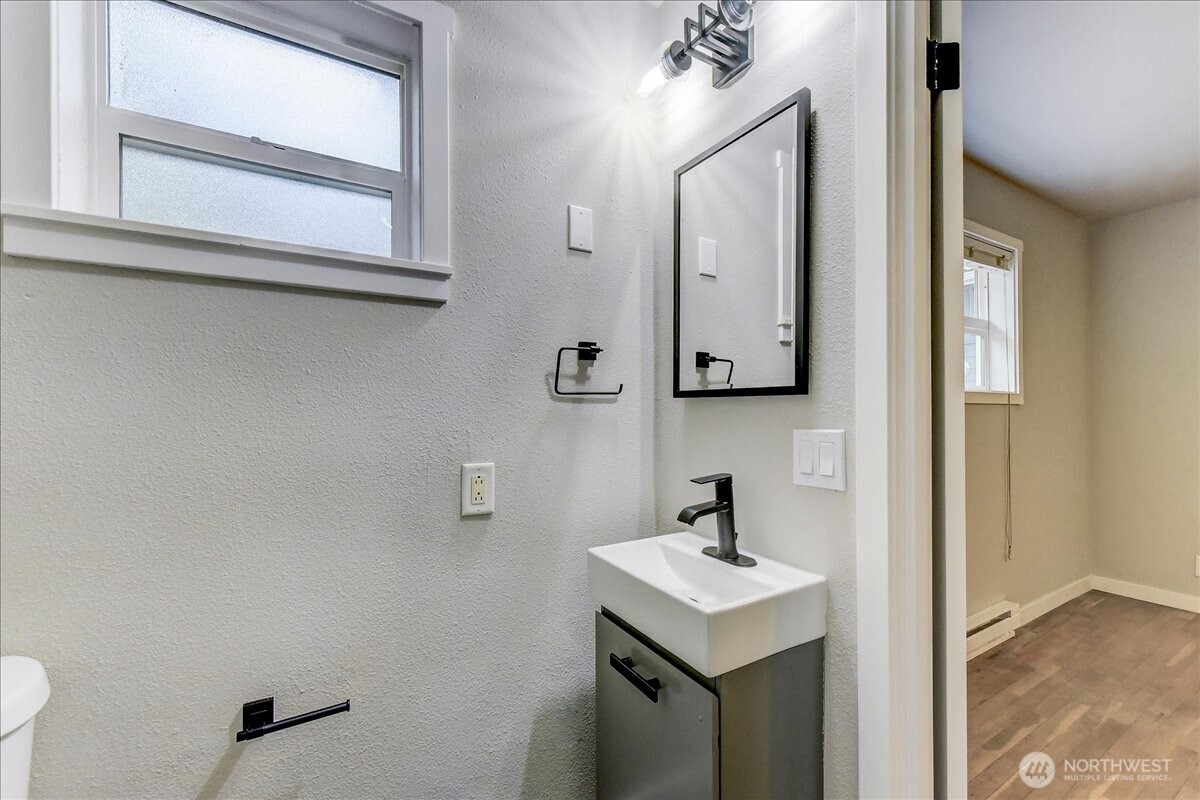 Tile shower in primary bath