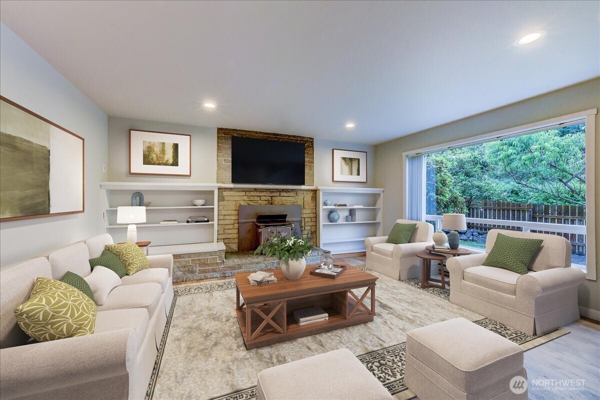 Virtually staged great room