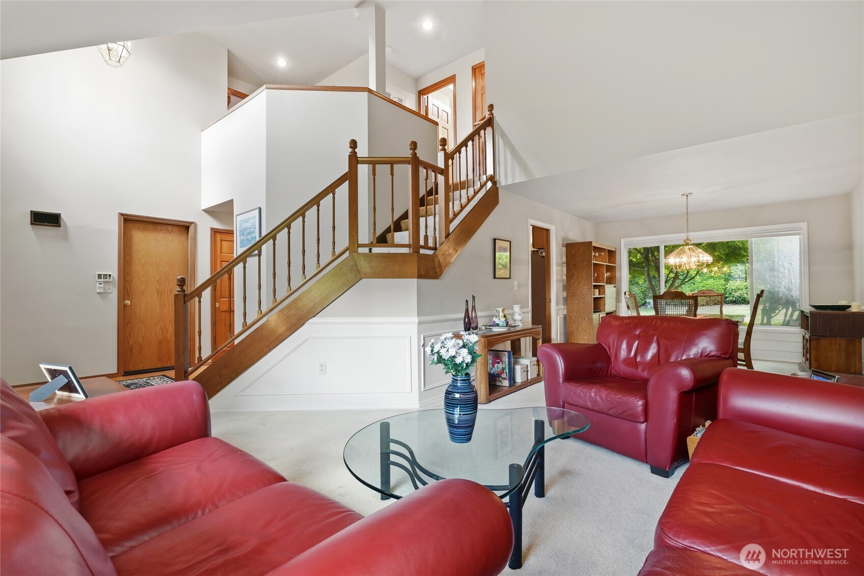 Open Living room to dining room