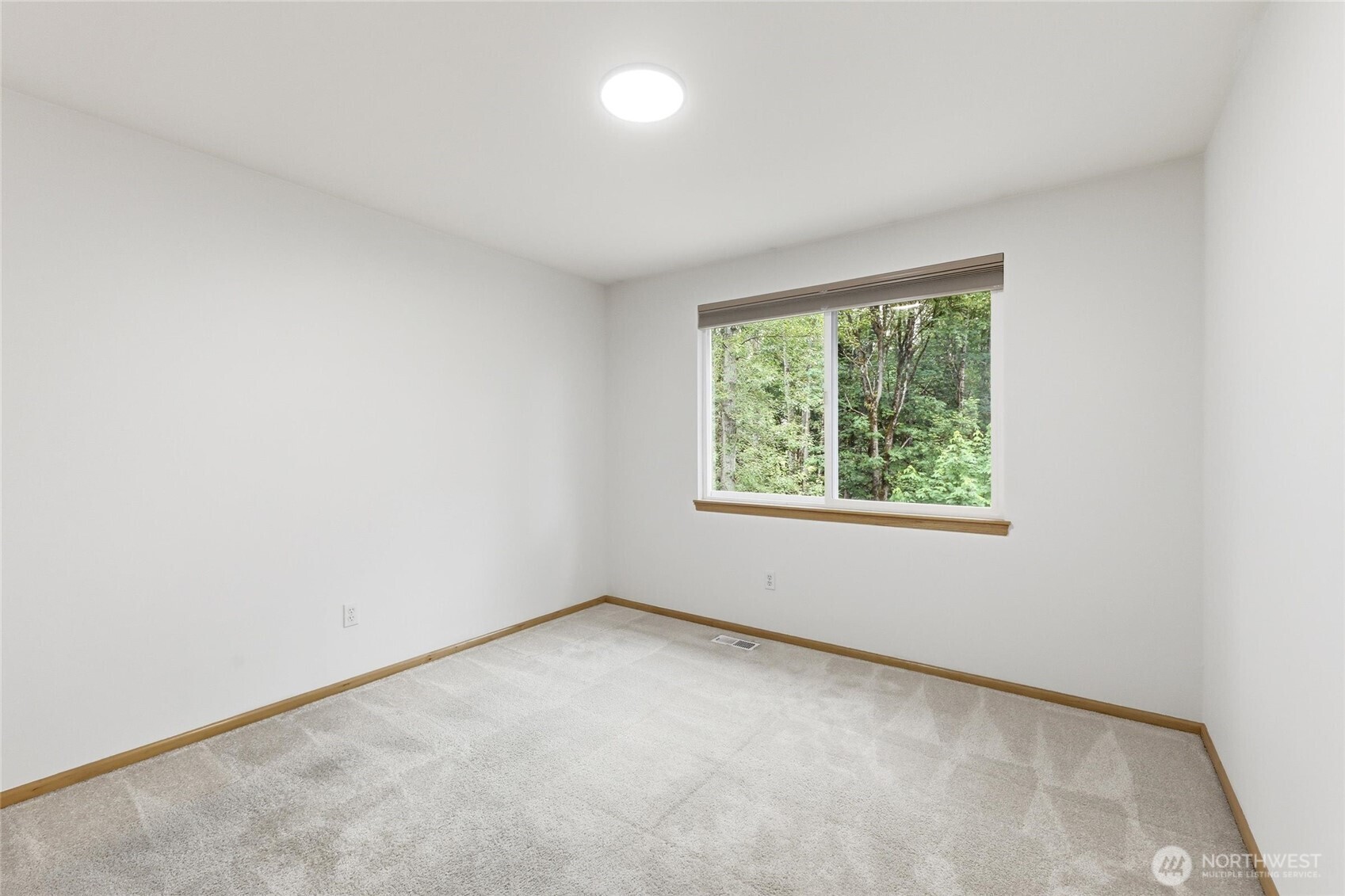 Upstairs bedroom 4