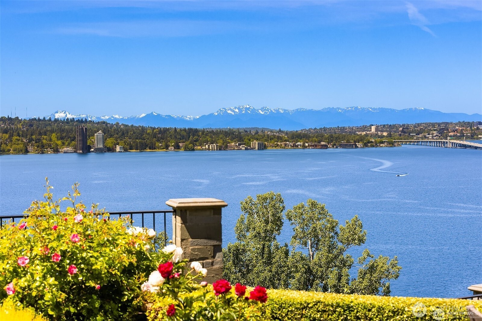 This is the 50 yard line of views and the one everyone dreams of. Setting up off the lake offers peace and tranquility and the widest views your imagination can dream of.