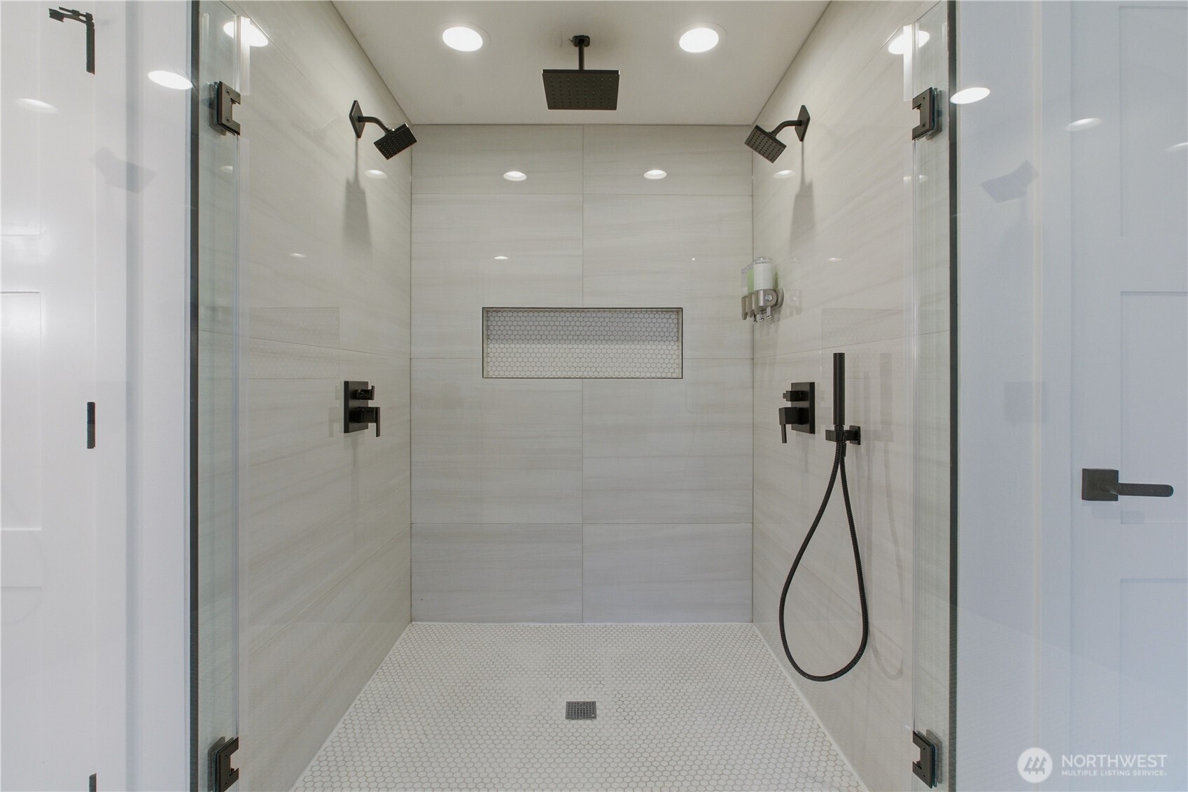 Bathroom of Main Bedroom