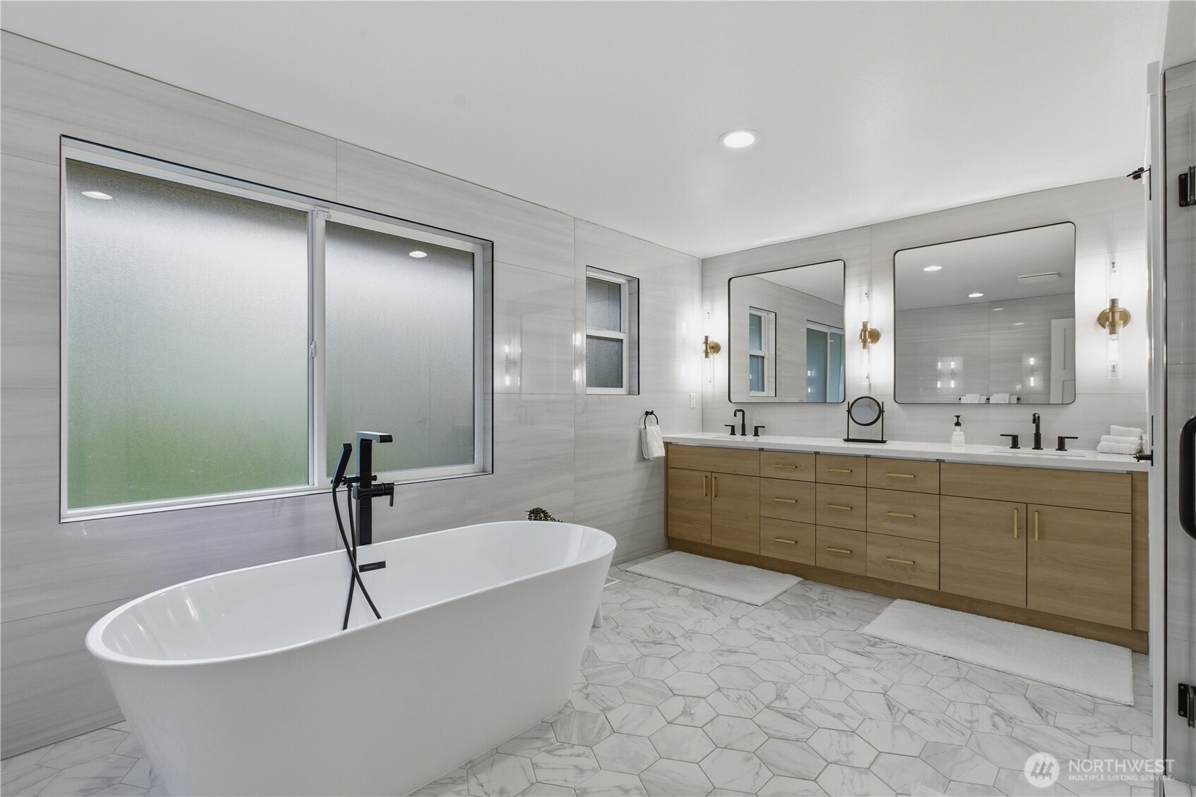 Bathroom of Main Bedroom
