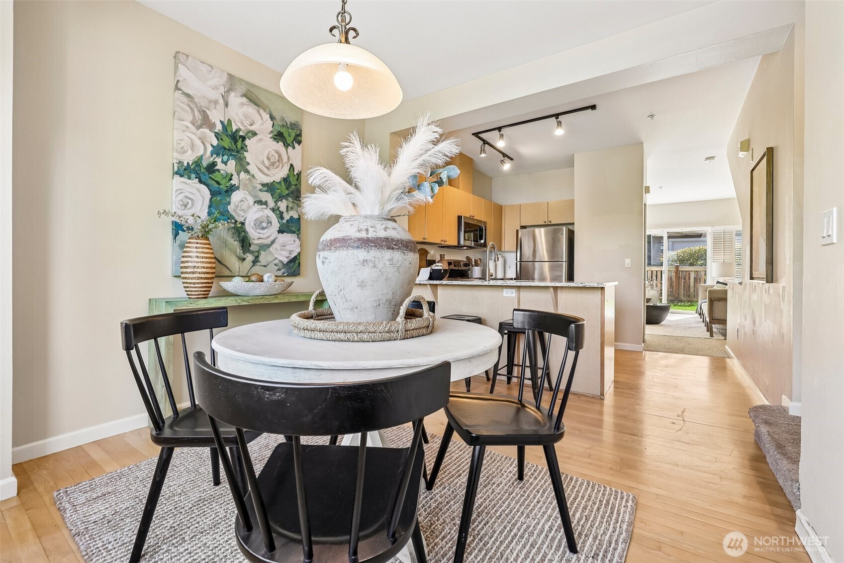 Dining room.