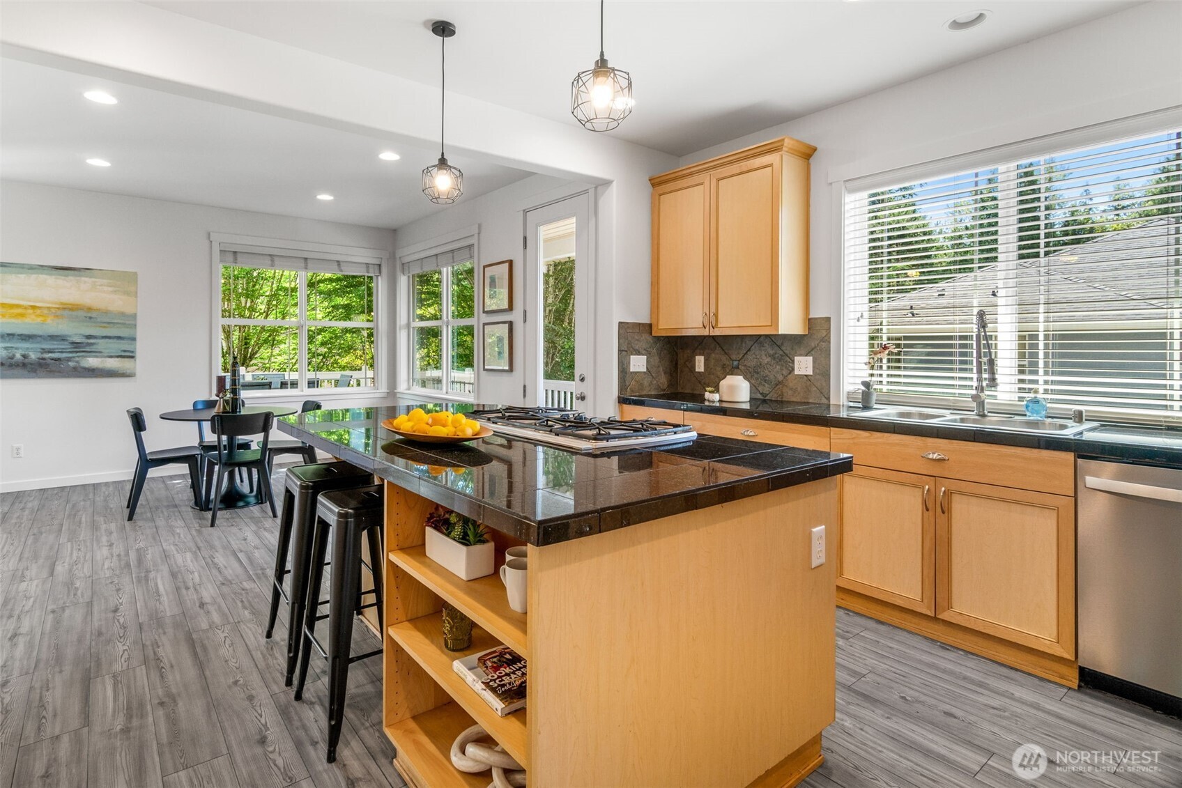 /NWM2541810/NWM2541810-5.jpg