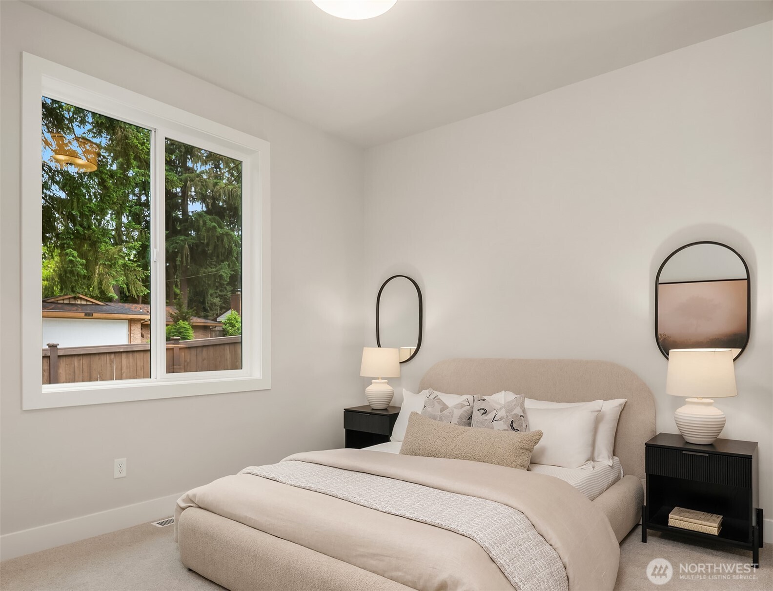 Main floor guest suite.