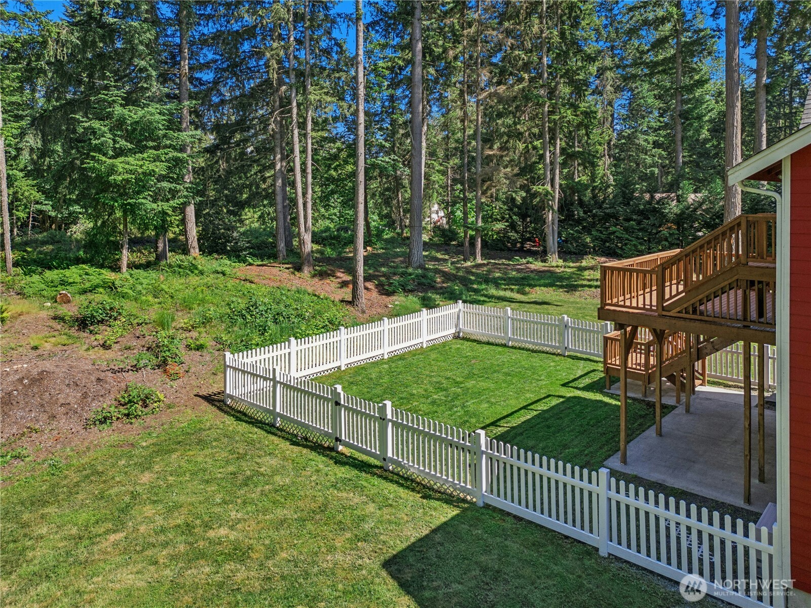 Huge back deck
