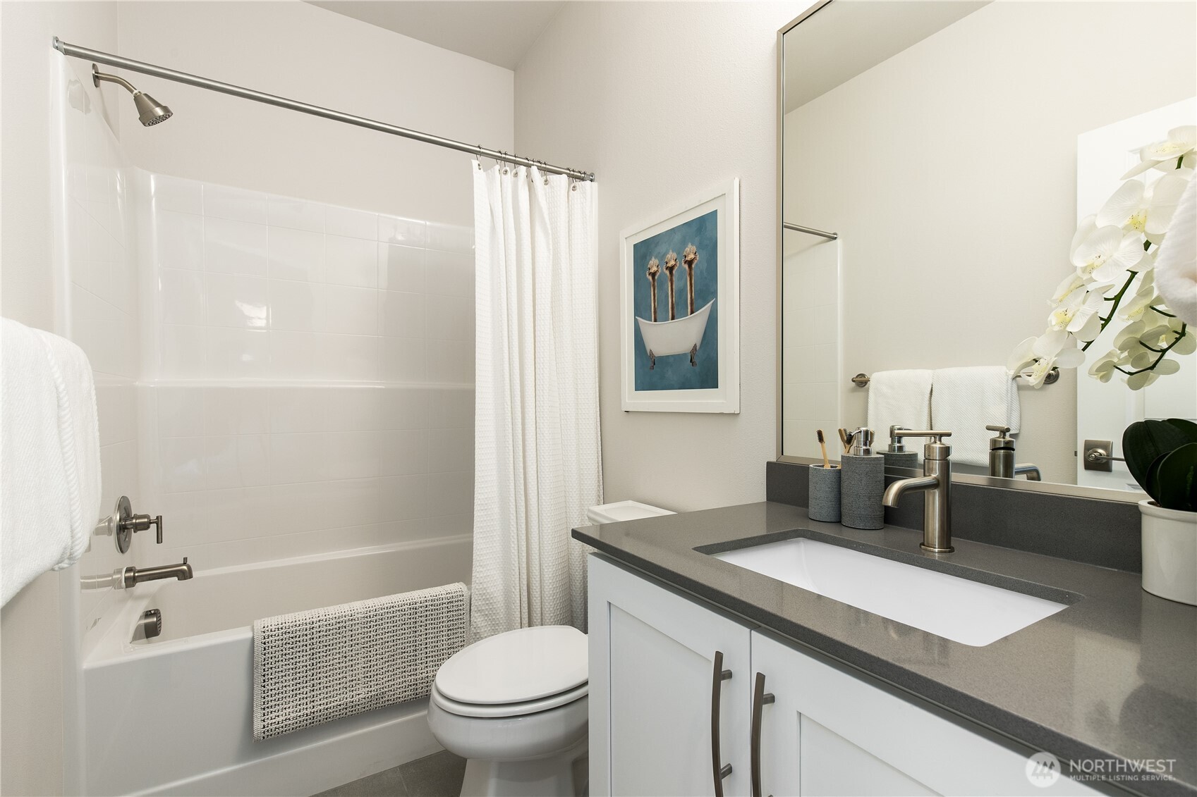 Upper level bath