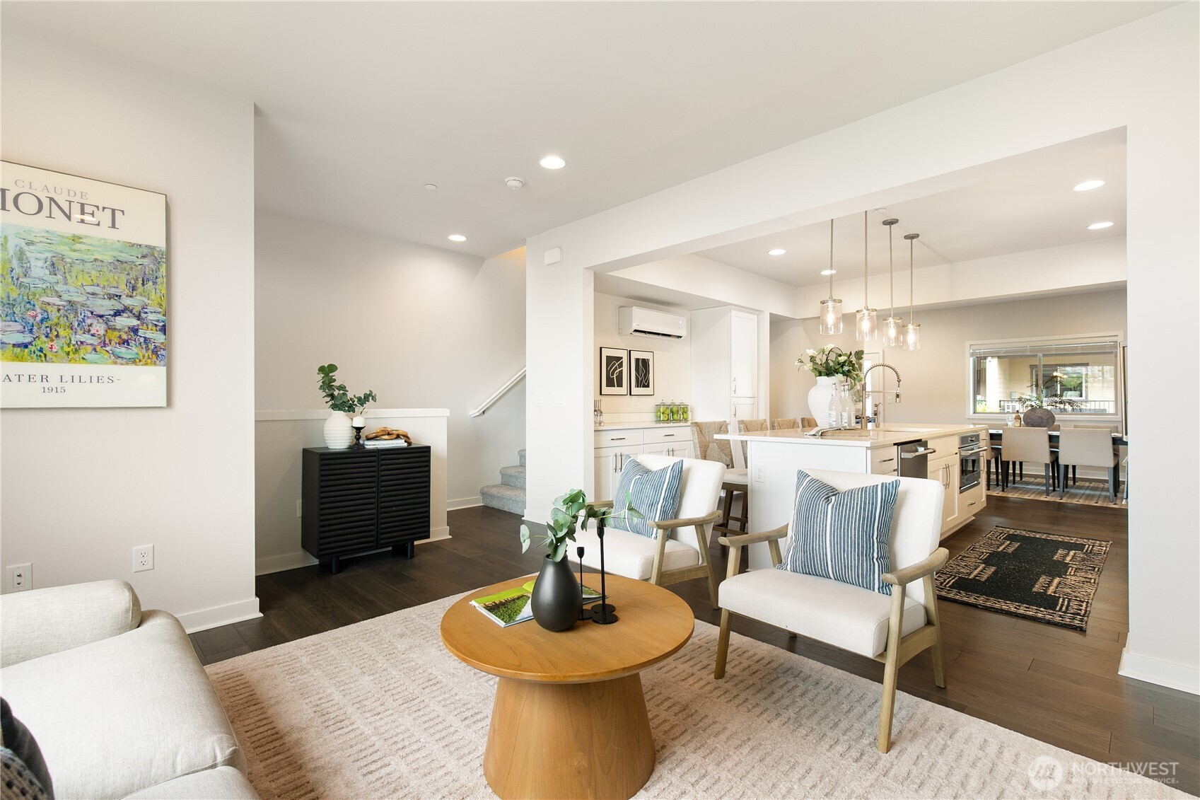 Seamless flow for both intimate gatherings and larger-scale entertaining.
