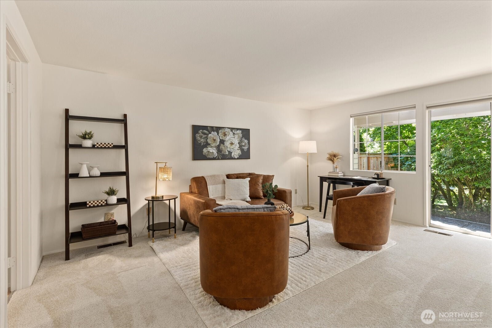 Second living area