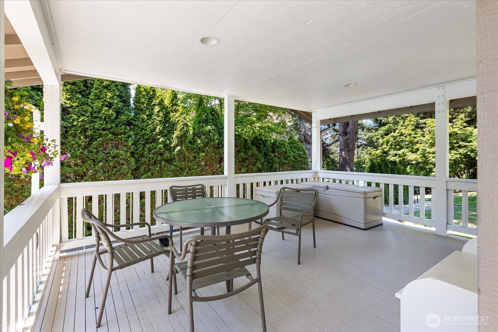 Clubhouse covered patio