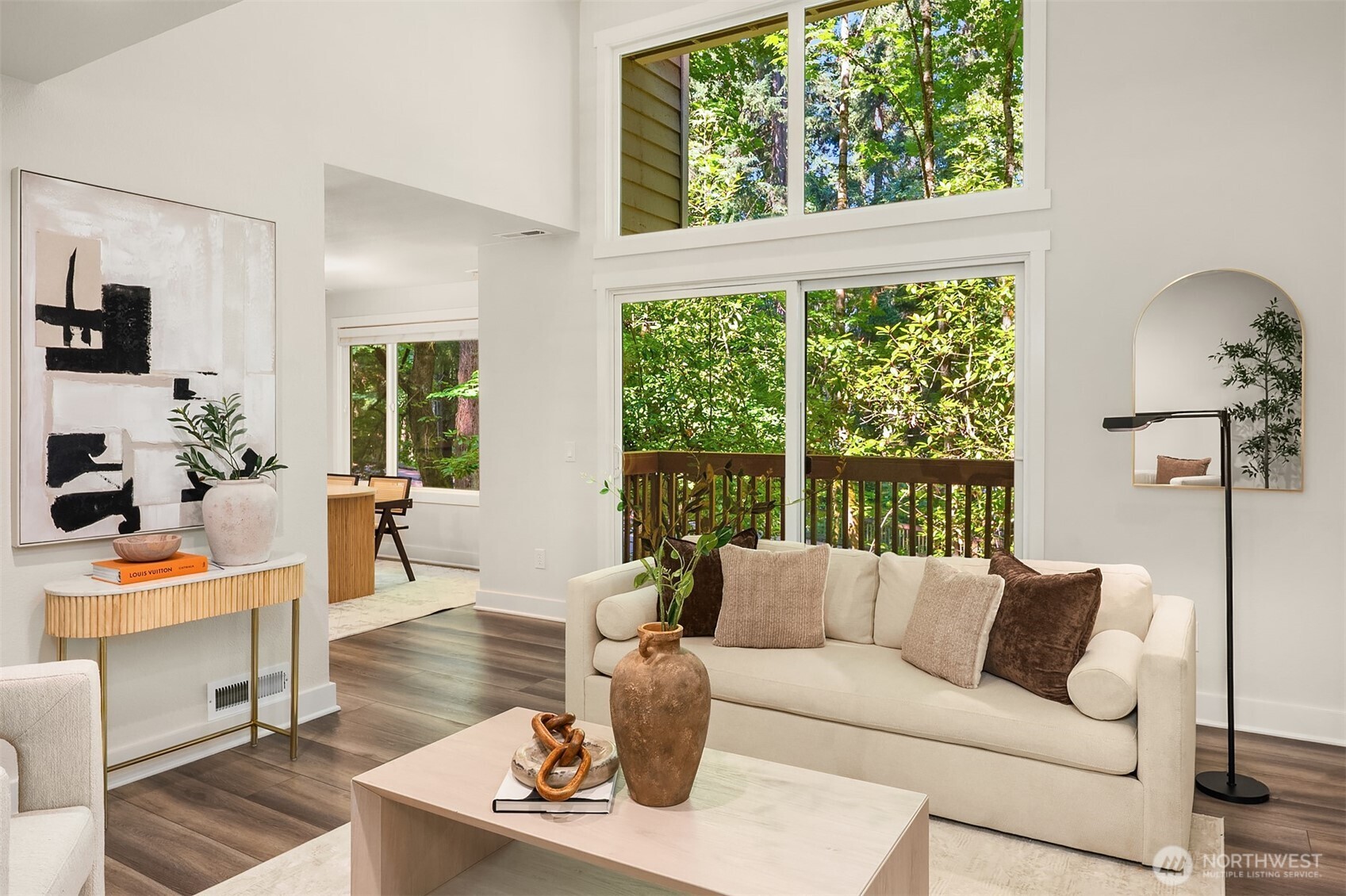 Tons of natural light and privacy!