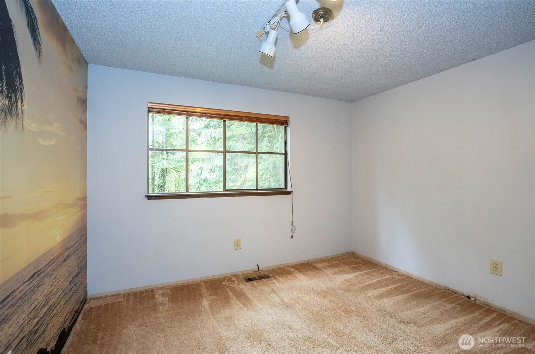 Upper-level guest suite#1.