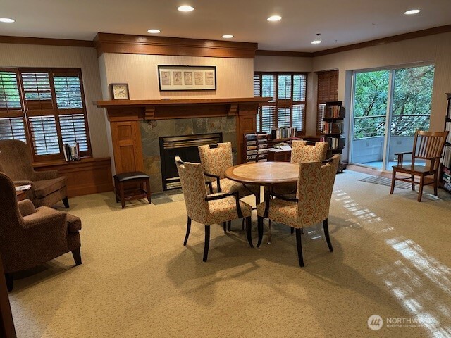 game room, Library