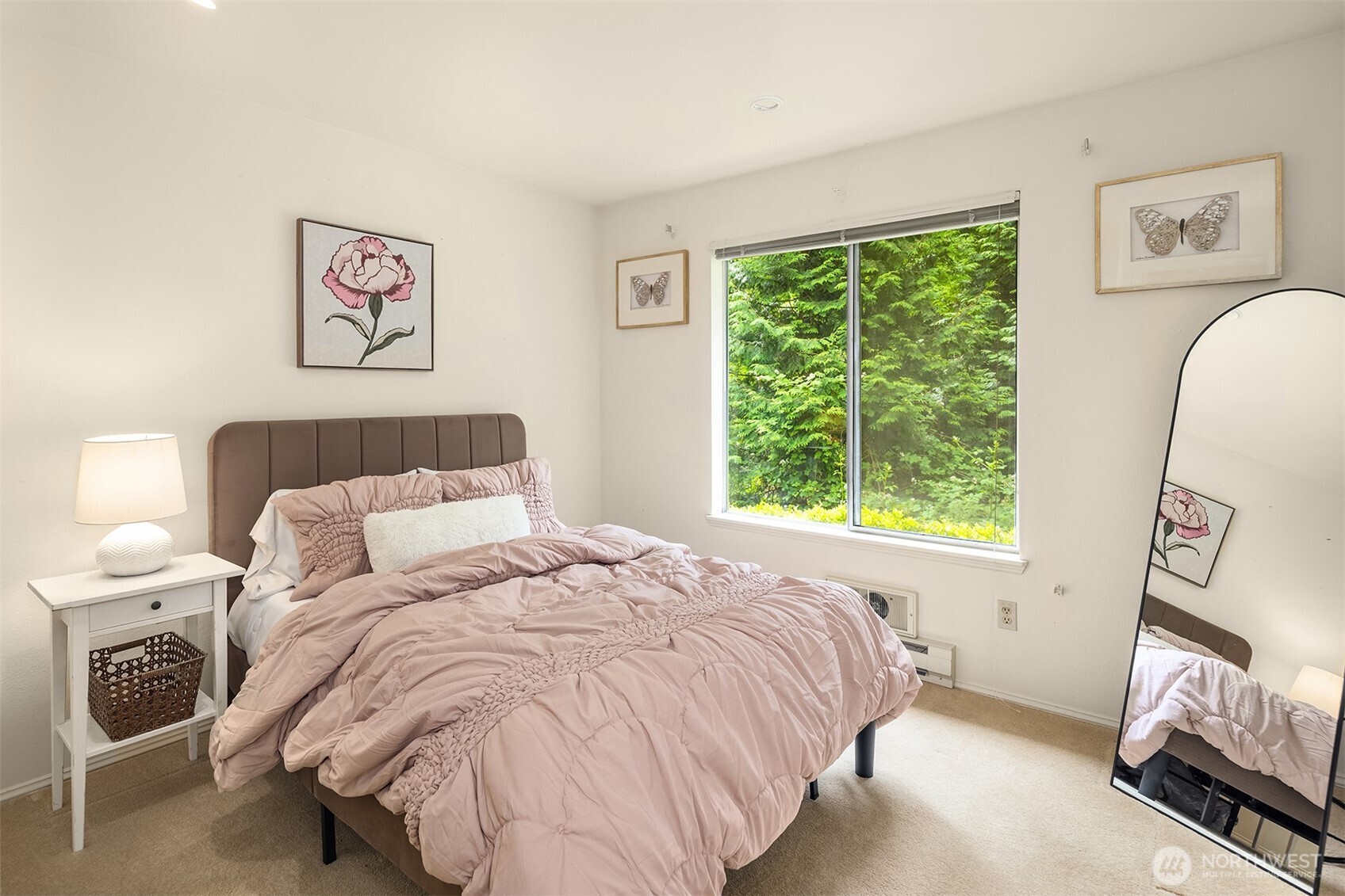 Second bedroom
