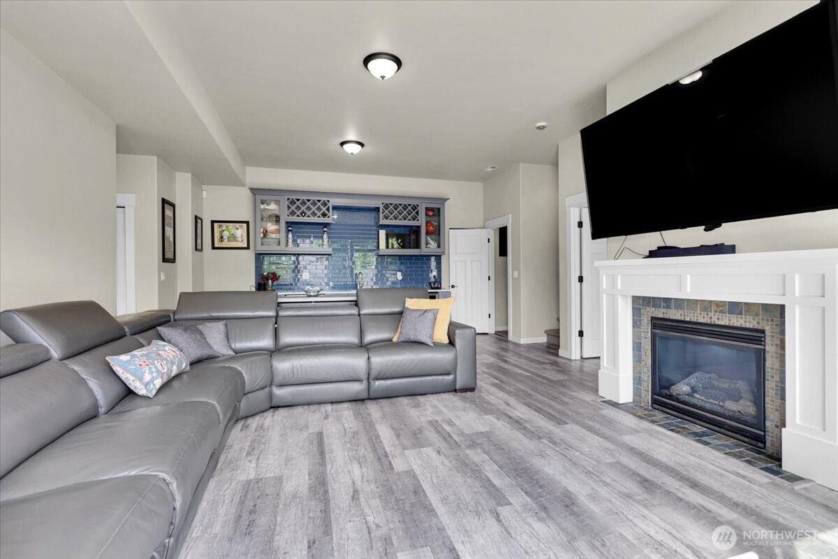 Daylight Basement with Fireplace